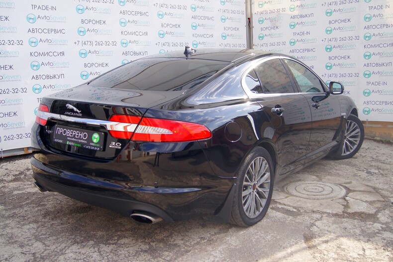 Jaguar XF, 2014